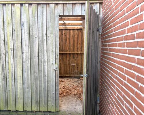 Ny renoveret 1-planshus i lukket vænge tæt på grønne områder – 87 Kvm