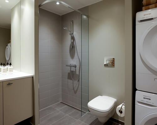 UN17 Søen - 1 vær. lejebolig med  østvendt altan med kig til Fælledens smukke natur – god studiebolig