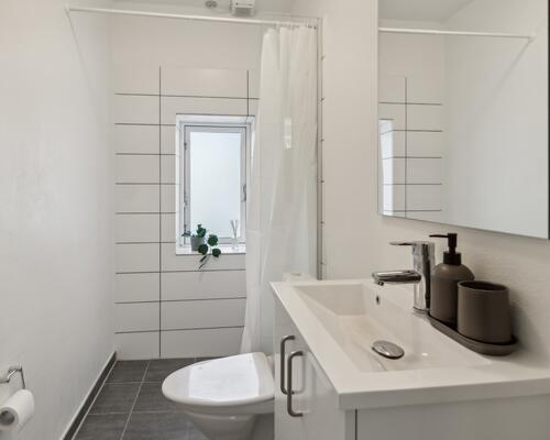 Moderne lejlighed i rolige omgivelser