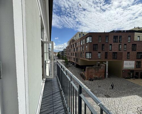 Moderne 2-værelses lejlighed med altan i hjertet af Odense