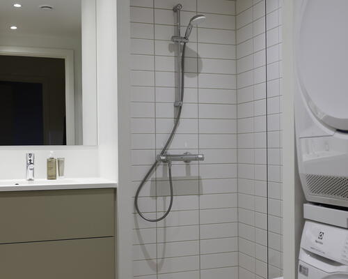 Moderne 2-værelses lejlighed med altan i Tingbjerg