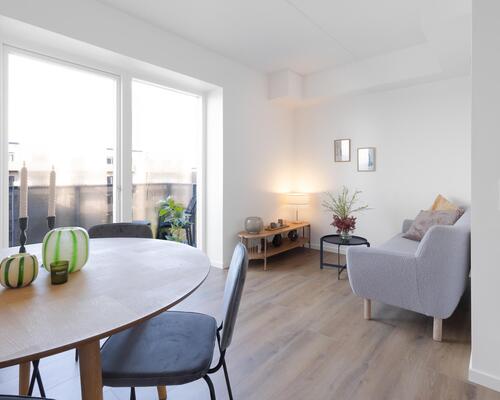 Karine Krumpen 32, 1., 4