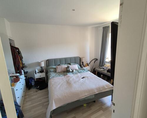 Dejlig lys 2. værelses lejlighed.