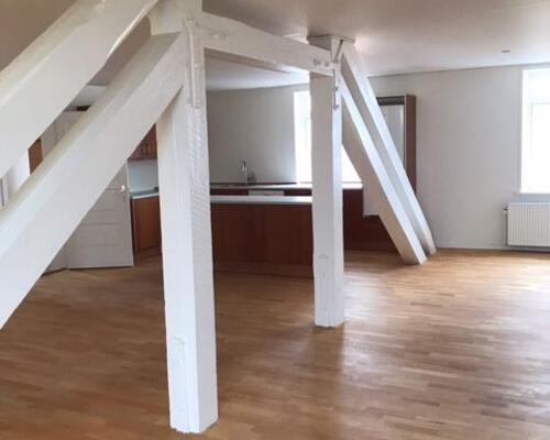 Charmerende bylejlighed