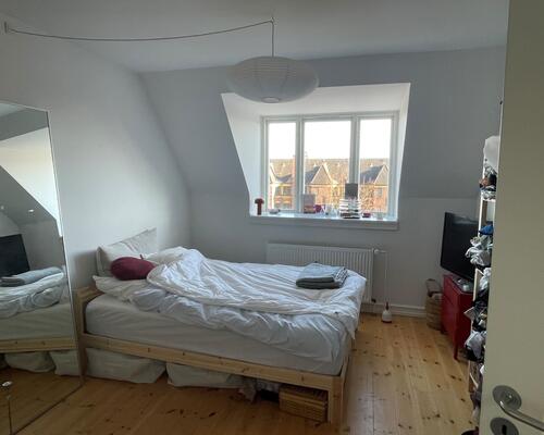 Unik taglejlighed med 2 altaner - Delevenlig for 3