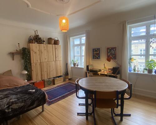 Herskabslejlighed ved gågaden