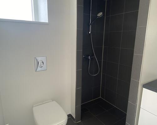 Lækkert og stort rækkehus i 2 plan