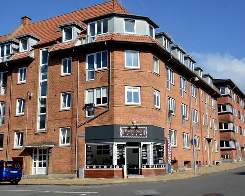 Indbydende 2-værelses lejlighed i centrum af Odense