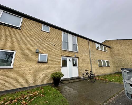 Charmerende 1-værelses lejlighed med fransk altan i Munkebo