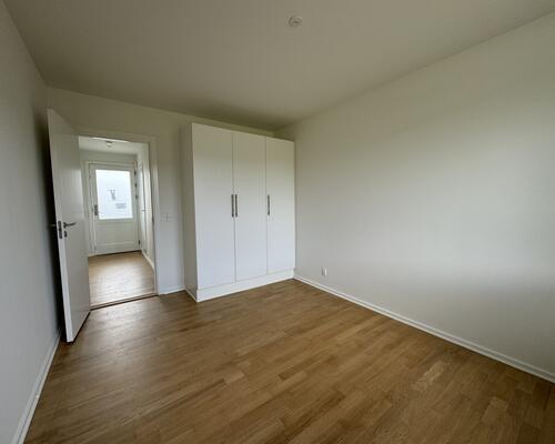 Moderne rækkehus med lys stue og terrasse i Fredericia