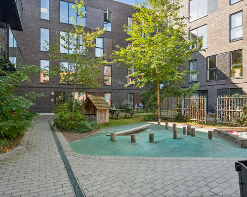 4 værelses lejlighed i København S