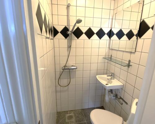 Pæn men mindre 2-værelses lejlighed beliggende på 1. sal