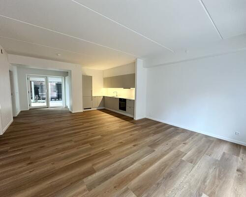 Moderne 3-værelses lejlighed med altan og udsigt