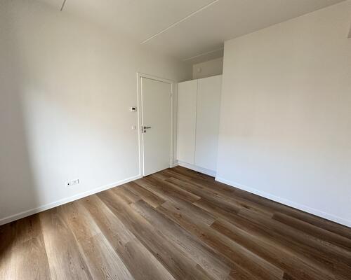 Rummelig lejlighed med altan i naturskønne Nørresundby