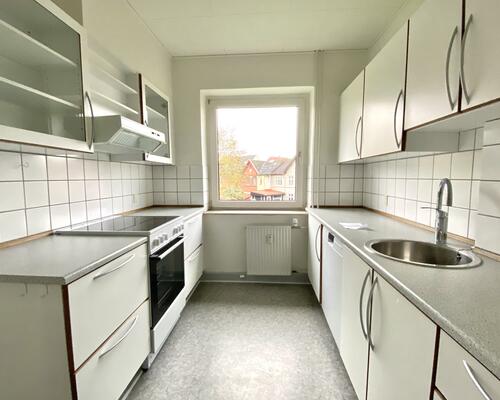 Indbydende 2-værelses lejlighed med skøn atmosfære