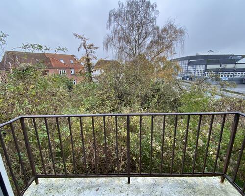 Indbydende 2-værelses lejlighed med skøn atmosfære