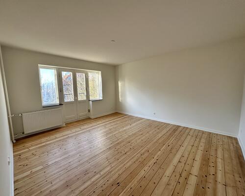 Indbydende lejlighed med fransk altan i Skibhus kvarteret