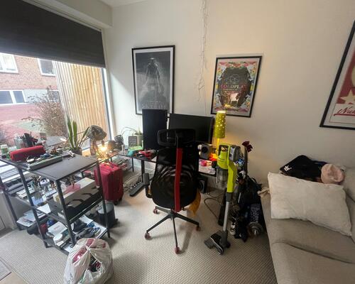 Nyere velindrettet 1-værelses med egen stor terrasse