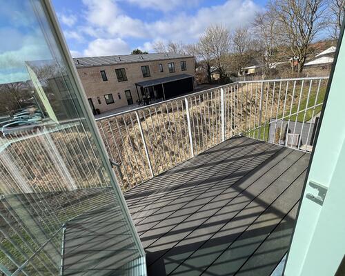 ✨ Lys 2 og 3-værelses lejlighed med altan til leje i attraktivt område 🏡✨