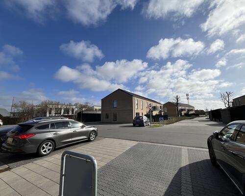 ✨ Lys 2 og 3-værelses lejlighed med altan til leje i attraktivt område 🏡✨