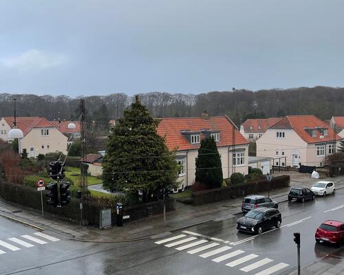 Stor dejlig lejlighed på Trøjborg