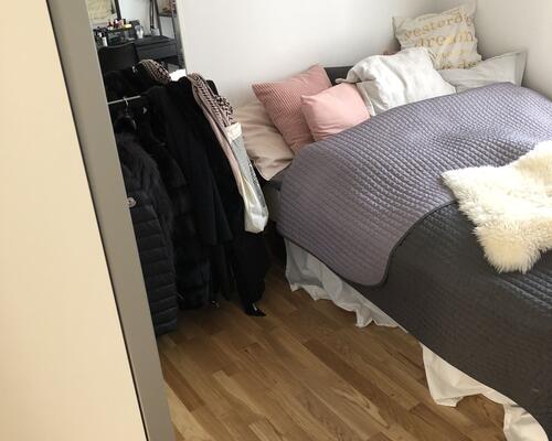 Skøn lejlighed med STOR vestvendt ALTAN