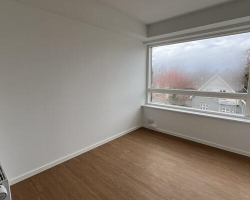 Nyopført moderne 3. vær. lejlighed i to plan.