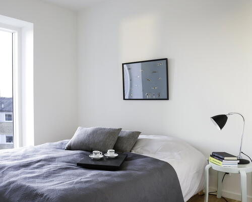 Charmerende 4-værelses duplex lejlighed med gavlplacering i Tingbjerg