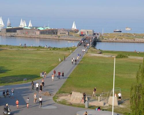 Penthouse by Amager Strand with a large private terrace — available for 12 months, fully furnished including parking in the basement