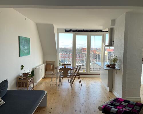 Unik taglejlighed med 2 altaner - Delevenlig for 3