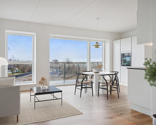 Banehaverne - Dejlig 4-vær. bolig i gavlen af bygningen