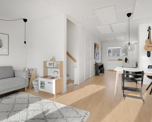 Familievenligt 4-værelses rækkehus i Brabrand