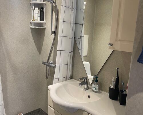 Skøn 3 vær. i vestbyen med altan