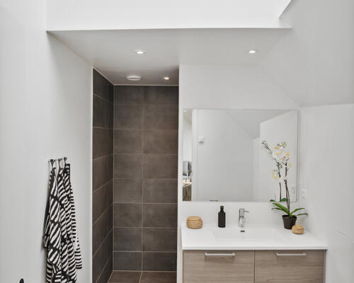 ATTRAKTIV - DELEVENLIG FOR 3 - KONTAKT OS NU FOR EN FREMVISNING