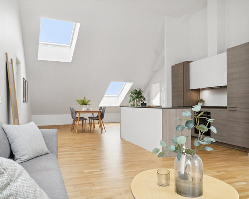 ATTRAKTIV - DELEVENLIG FOR 3 - KONTAKT OS NU FOR EN FREMVISNING