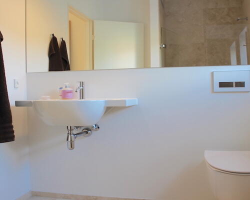 Lækker nyere villa med Bernstorffsparken som nabo