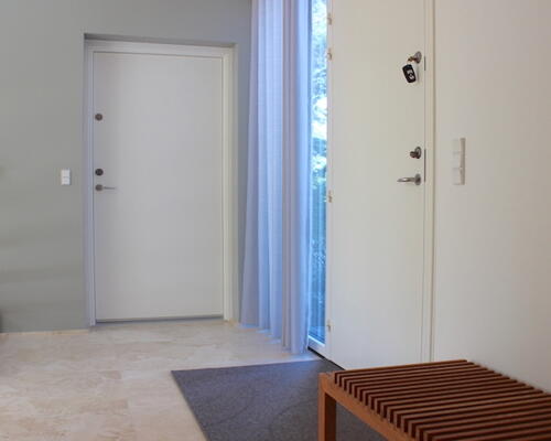 Lækker nyere villa med Bernstorffsparken som nabo