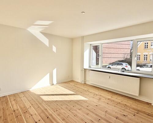 2 værelses – Tolderlundsvej 72, st. th. – Odense C