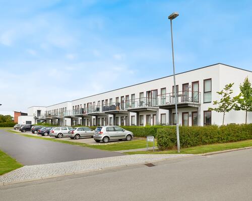 Skøn 3-værelses lejlighed med altan og tæt på Aarhus