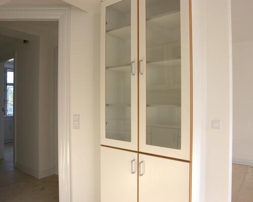 Rummelig 2v lejlighed i centrum af Sæby.