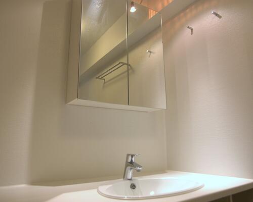 Rummelig 2v lejlighed i centrum af Sæby.