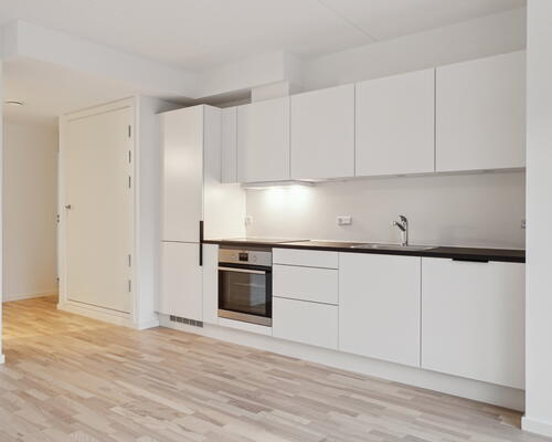 Egedal Stationsby - Dejlig lys 2-vær. lejebolig med hele 2 altaner