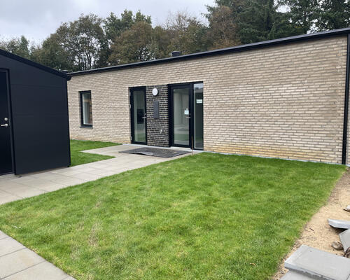 4-VÆRELSES RÆKKEHUS!