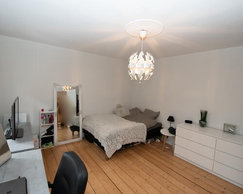 Lys og moderne lejlighed i Aalborgs vestby