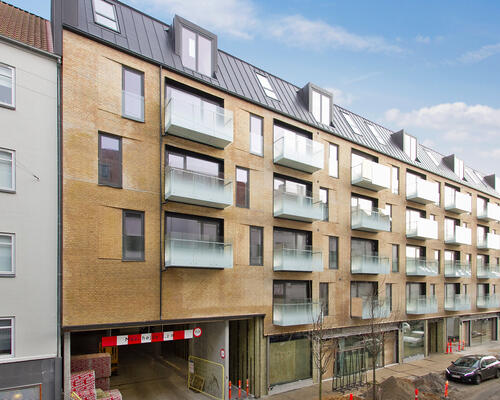 SKØN 2 VÆRELSES MIDT I LATINERKVARTERET