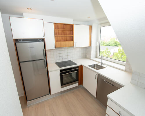 Lys og moderne lejlighed med gårdhave i Aalborg