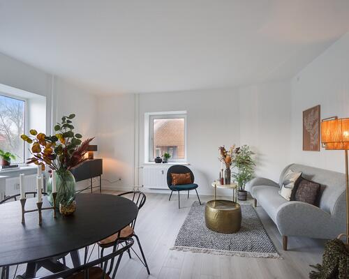 Moderne og centralt placeret