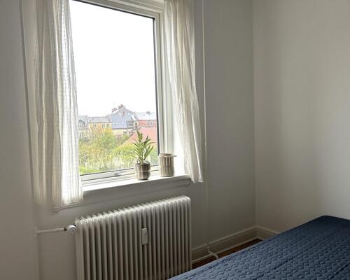 2-værelses lejlighed med god indretning og hyggelig atmosfære- 64 Kvm