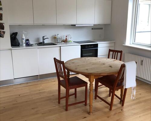 Stor 2-værelses på Oddervej