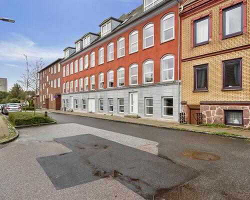 Flot lys og rummelig 2-værelses lejlighed